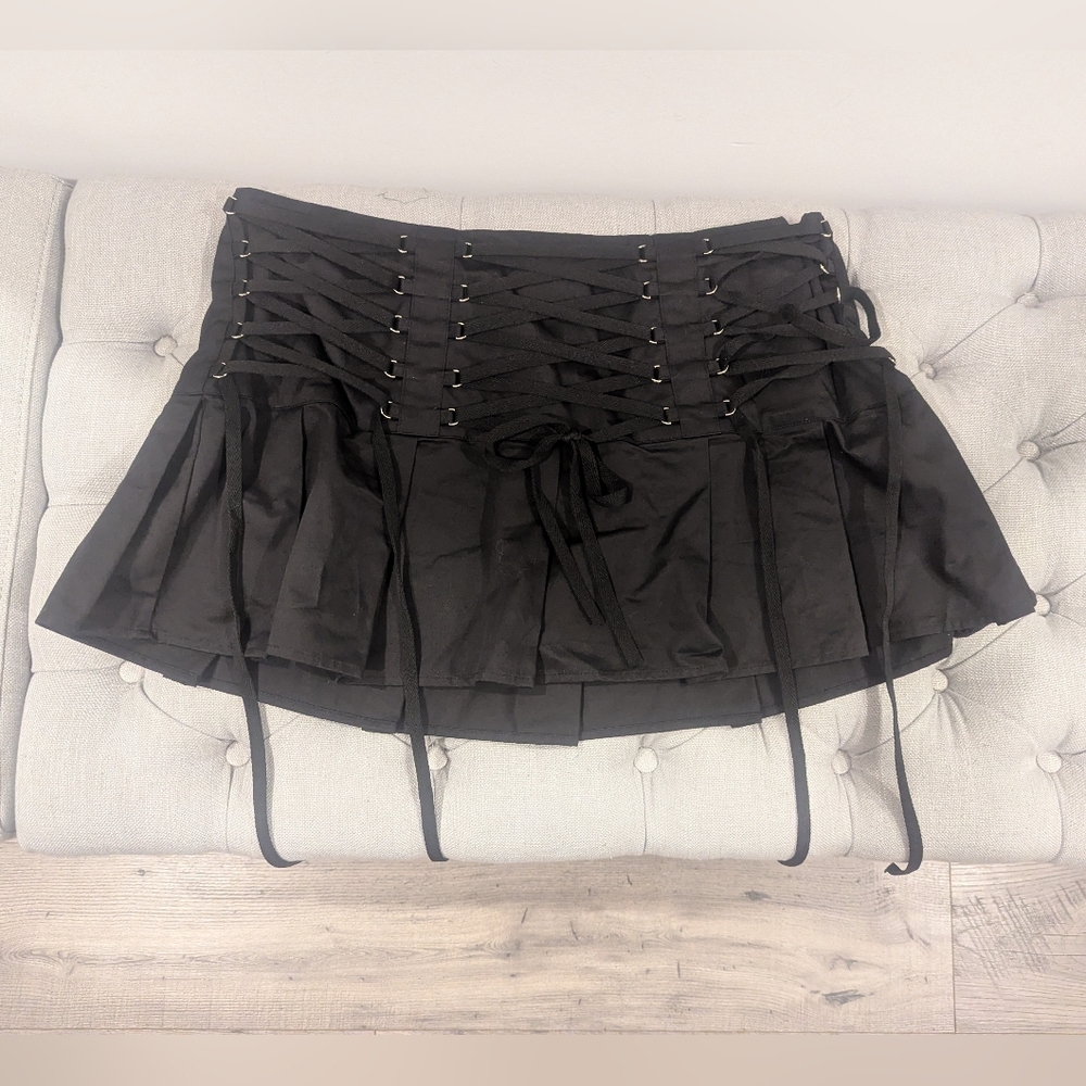 iHeartRaves Black Lace-Up Mini Skirt - Size 1X - Picture 2 of 6